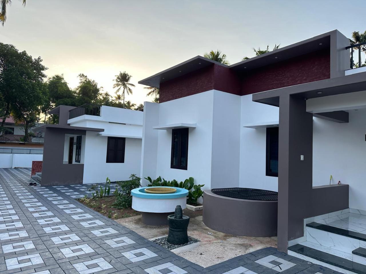 Aadhi Villa Varkala Εξωτερικό φωτογραφία